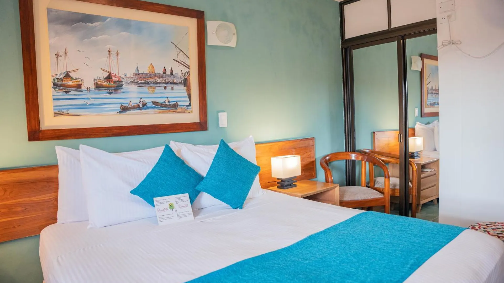 Hotel 3 Banderas Cartagena