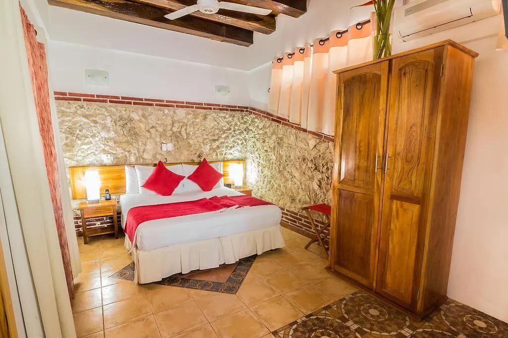 Hotel 3 Banderas Cartagena