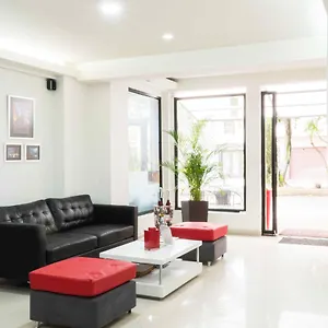 Quinta Avenida 3*, Medellín Colombia