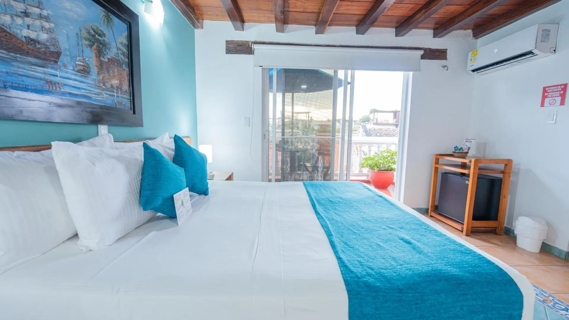 Hotel 3 Banderas Cartagena 3*,  Colombia