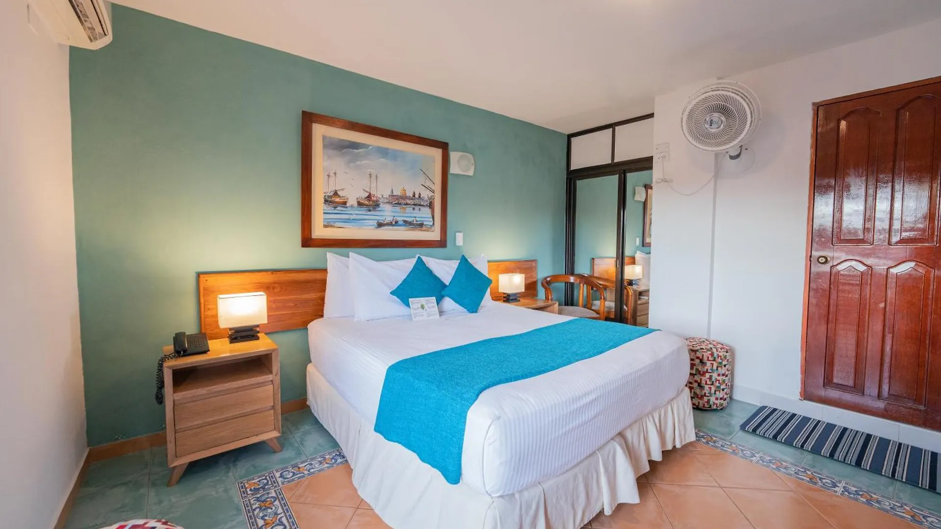 Hotel 3 Banderas Cartagena