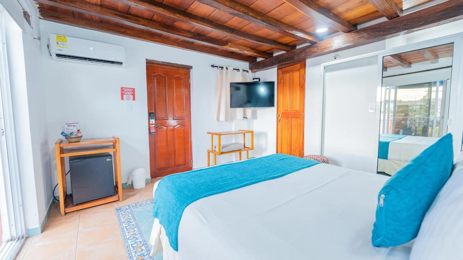 Hotel 3 Banderas Cartagena