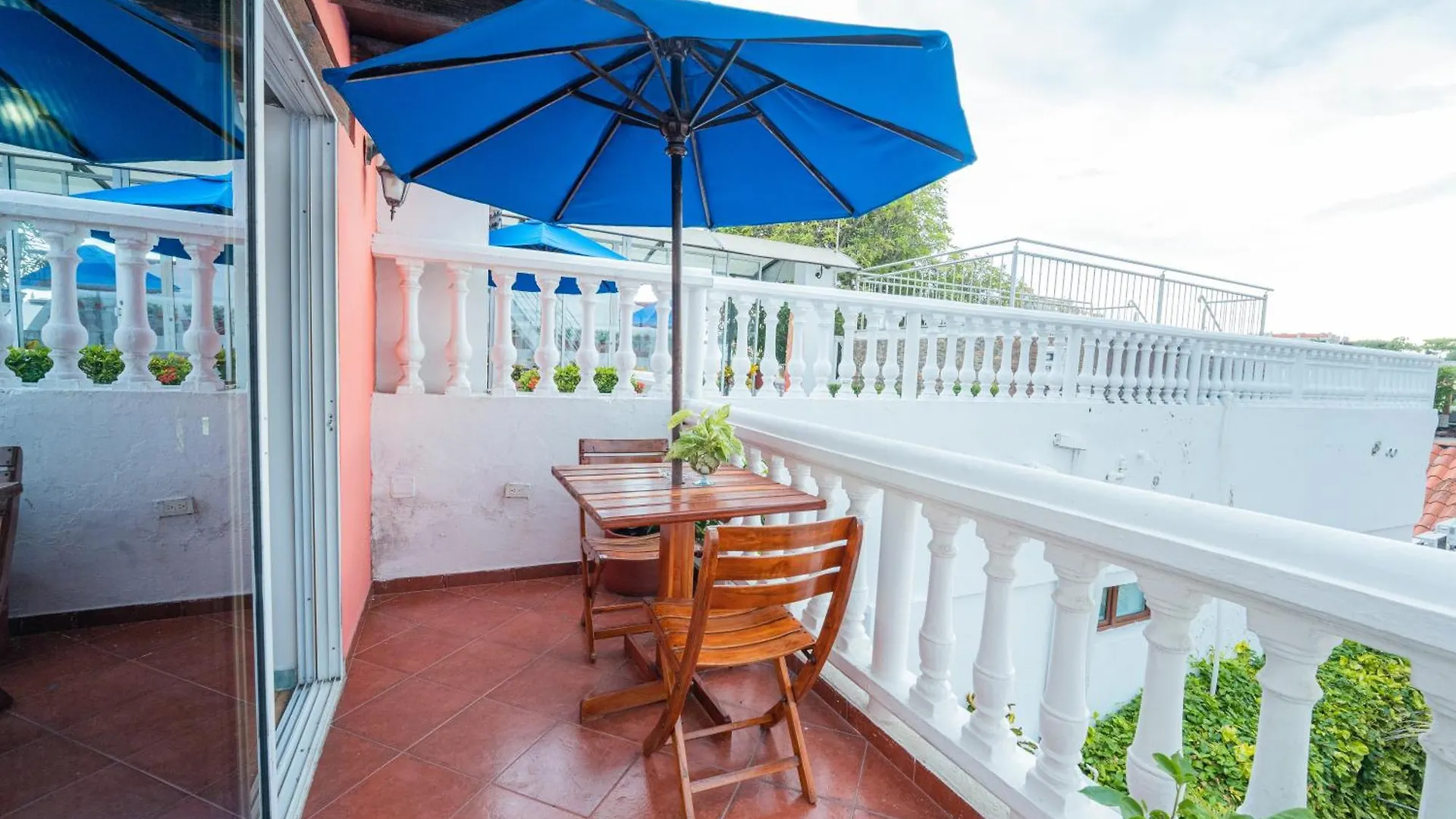 Hotel 3 Banderas Cartagena