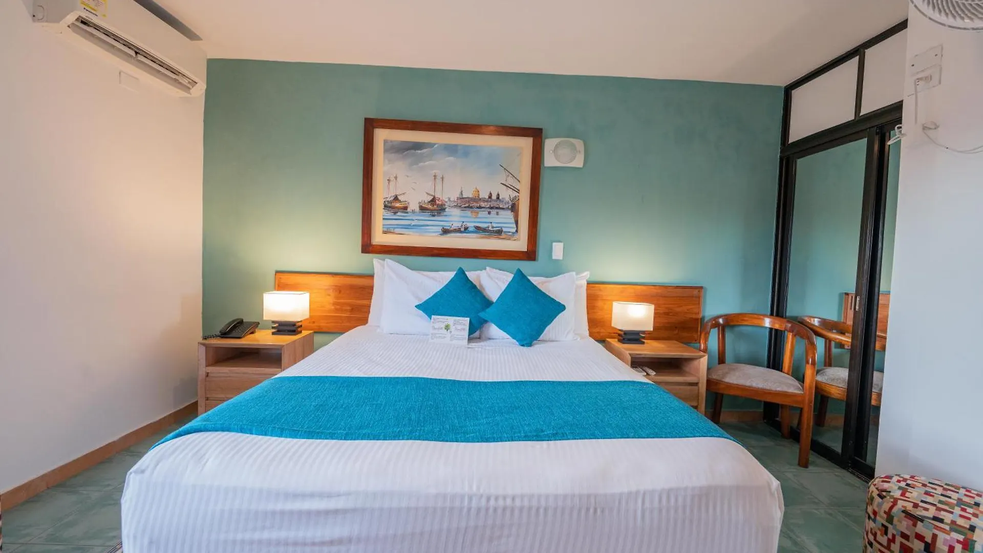 Hotel 3 Banderas Cartagena