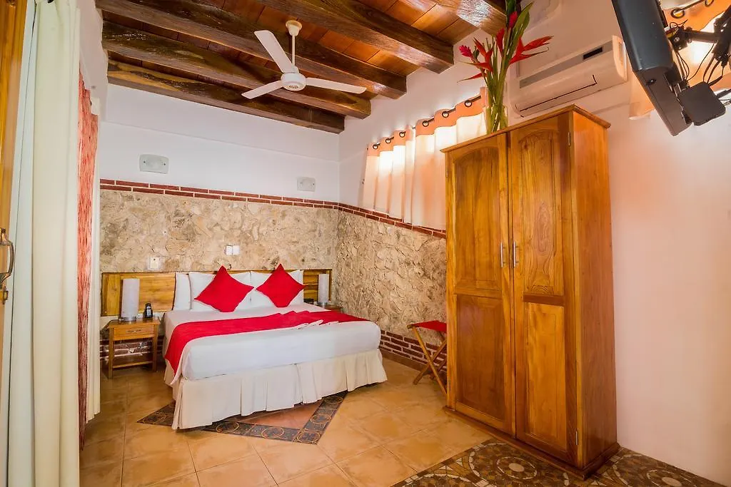 Hotel 3 Banderas Cartagena Colombia