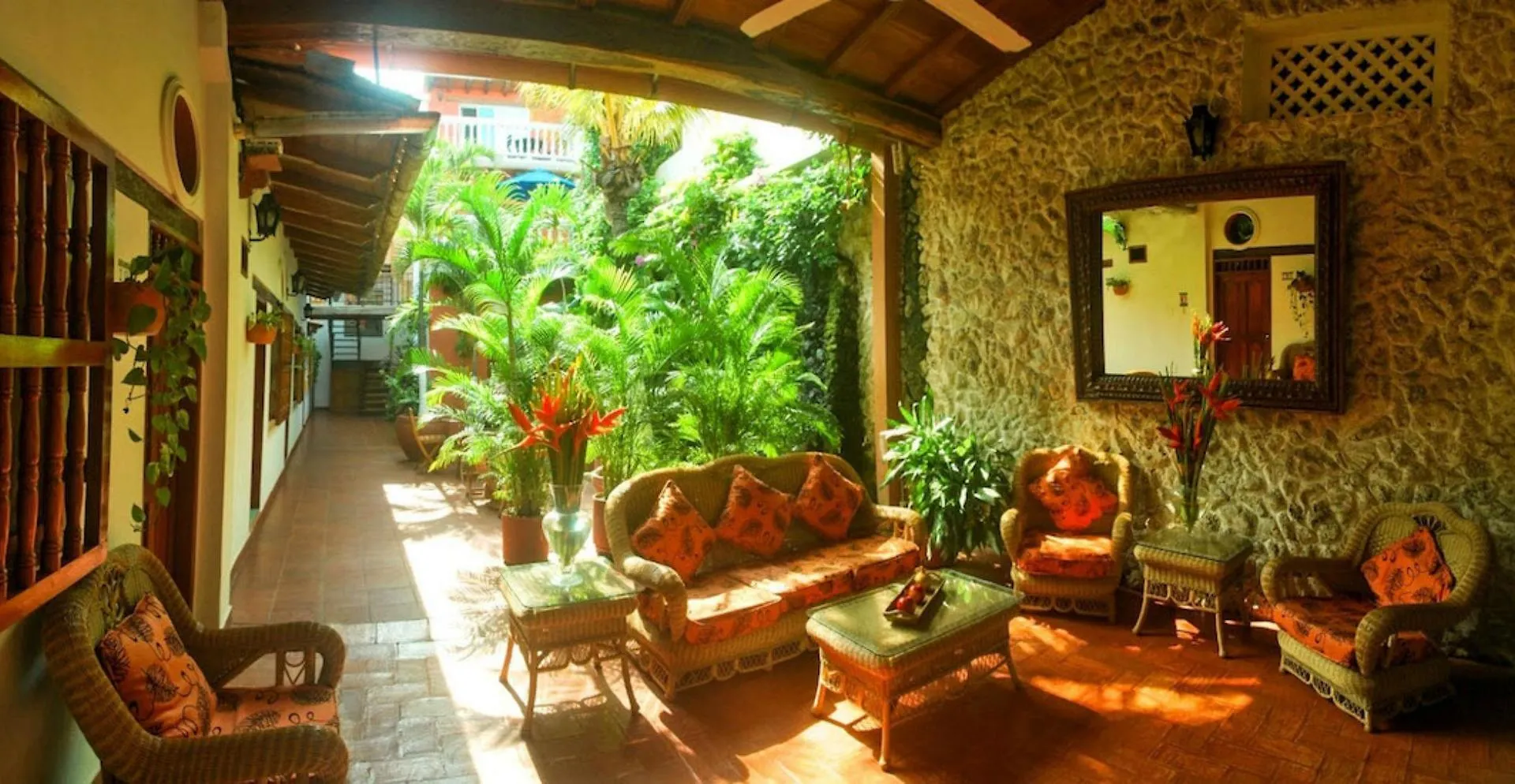 ***  Hotel 3 Banderas Cartagena Colombia