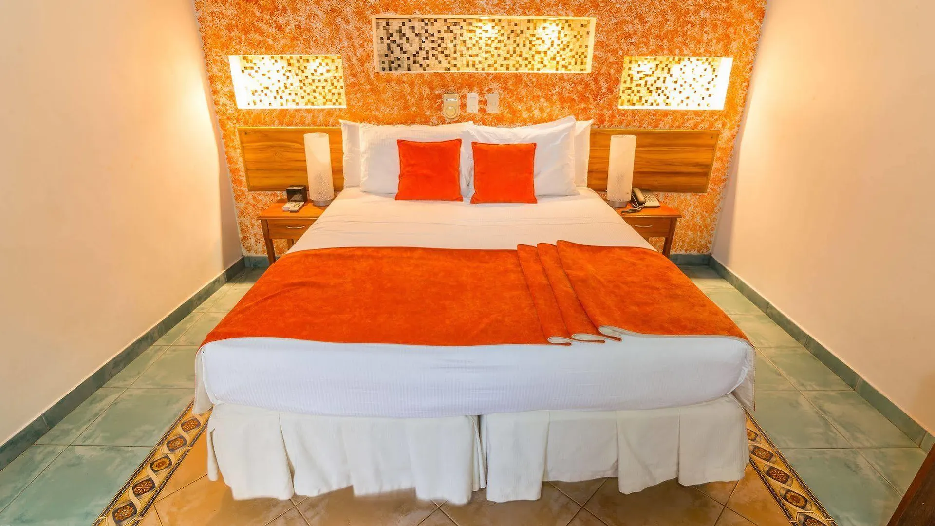 Hotel 3 Banderas Cartagena