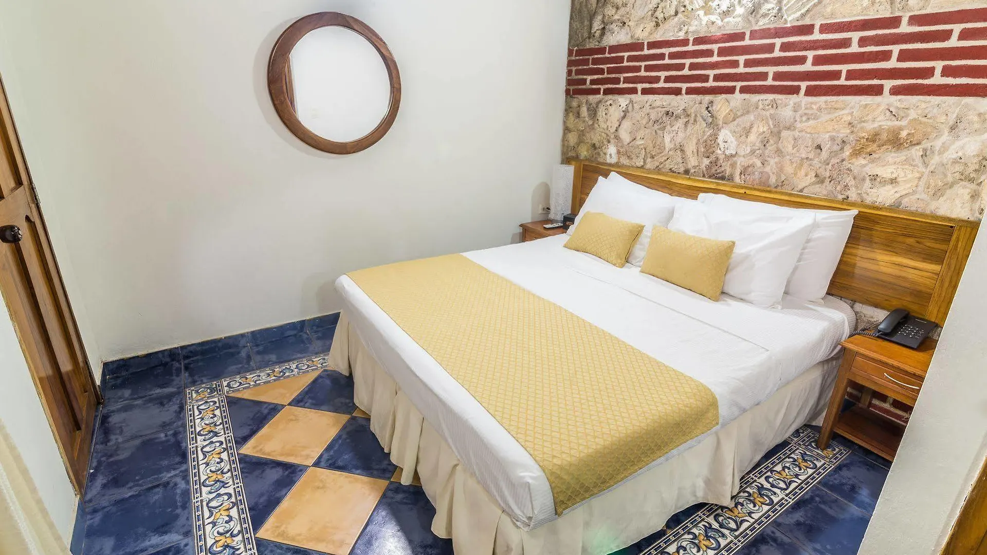 Hotel 3 Banderas Cartagena
